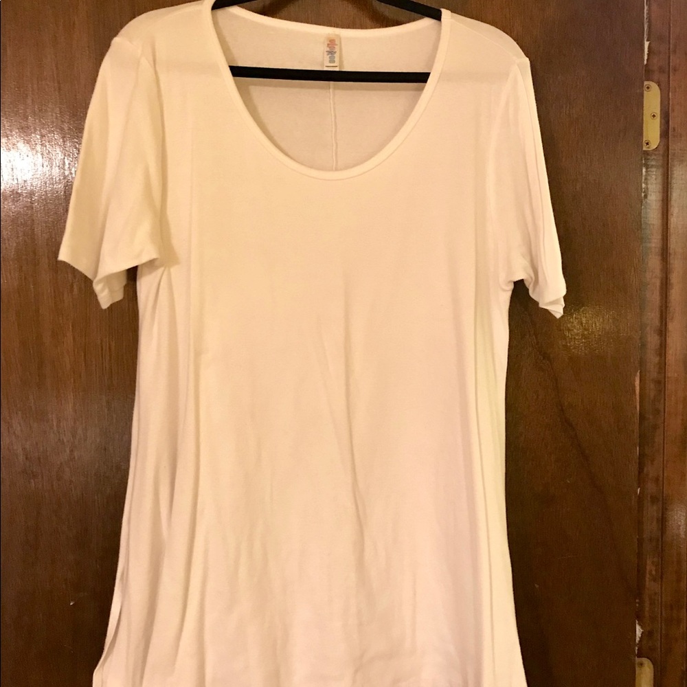 White Perfect T - Lularoe - EUC
